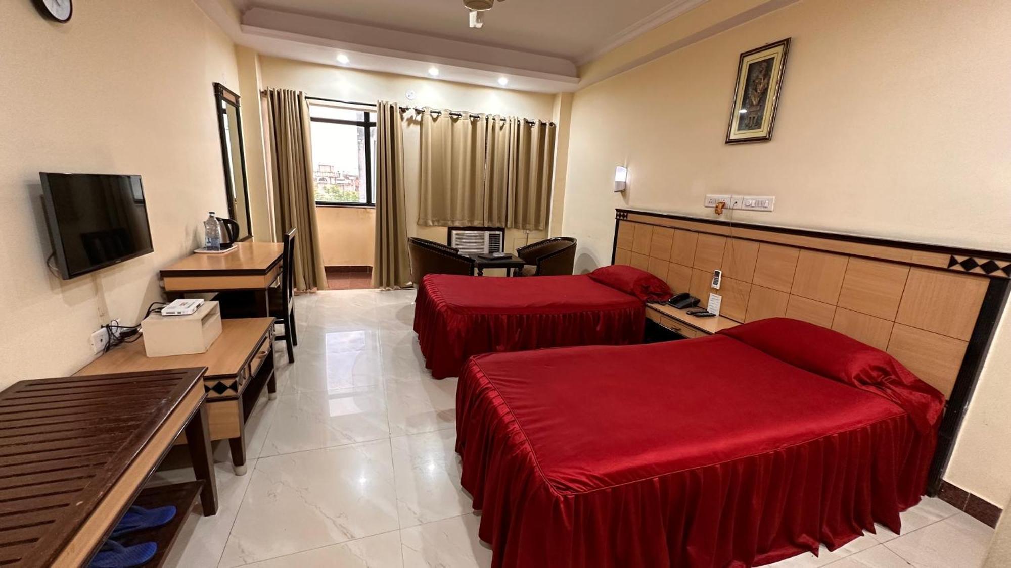 Hotel Sriyash Regency Бхагалпур Экстерьер фото